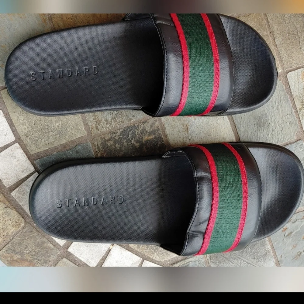 NEW SLIDES MEN SANDALS SIZE 9